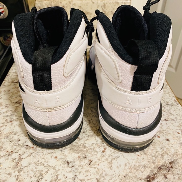 Nike Air Max 2 Uptempo Size 8 women size - Picture 5 of 5